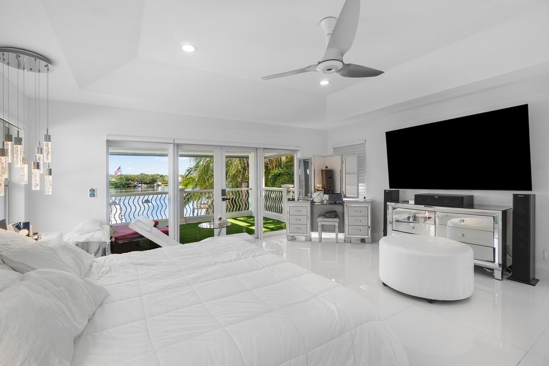 For Sale: $5,795,000 (3 beds, 3 baths, 3286 Square Feet)