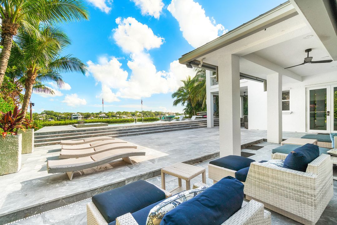 For Sale: $5,795,000 (3 beds, 3 baths, 3286 Square Feet)