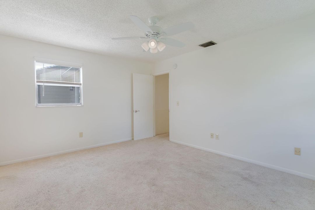 Active With Contract: $429,900 (3 beds, 2 baths, 1335 Square Feet)