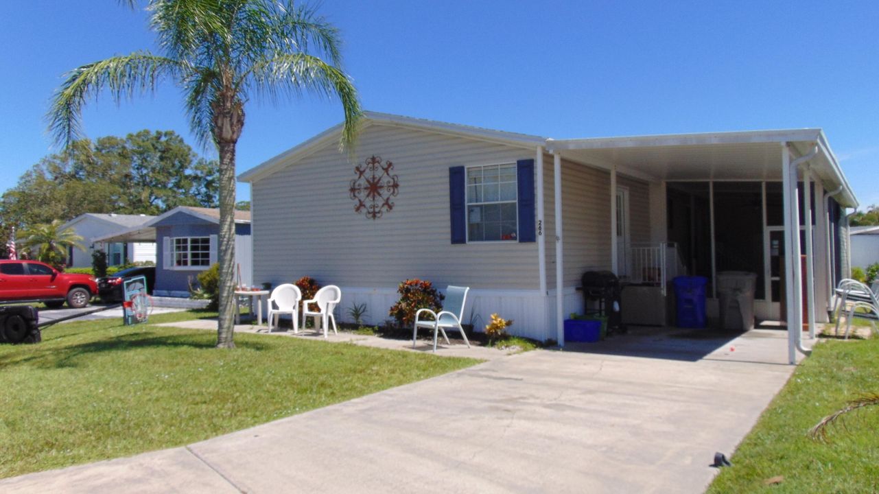 На продажу: $137,799 (3 спален, 2 ванн, 1100 Квадратных фут)