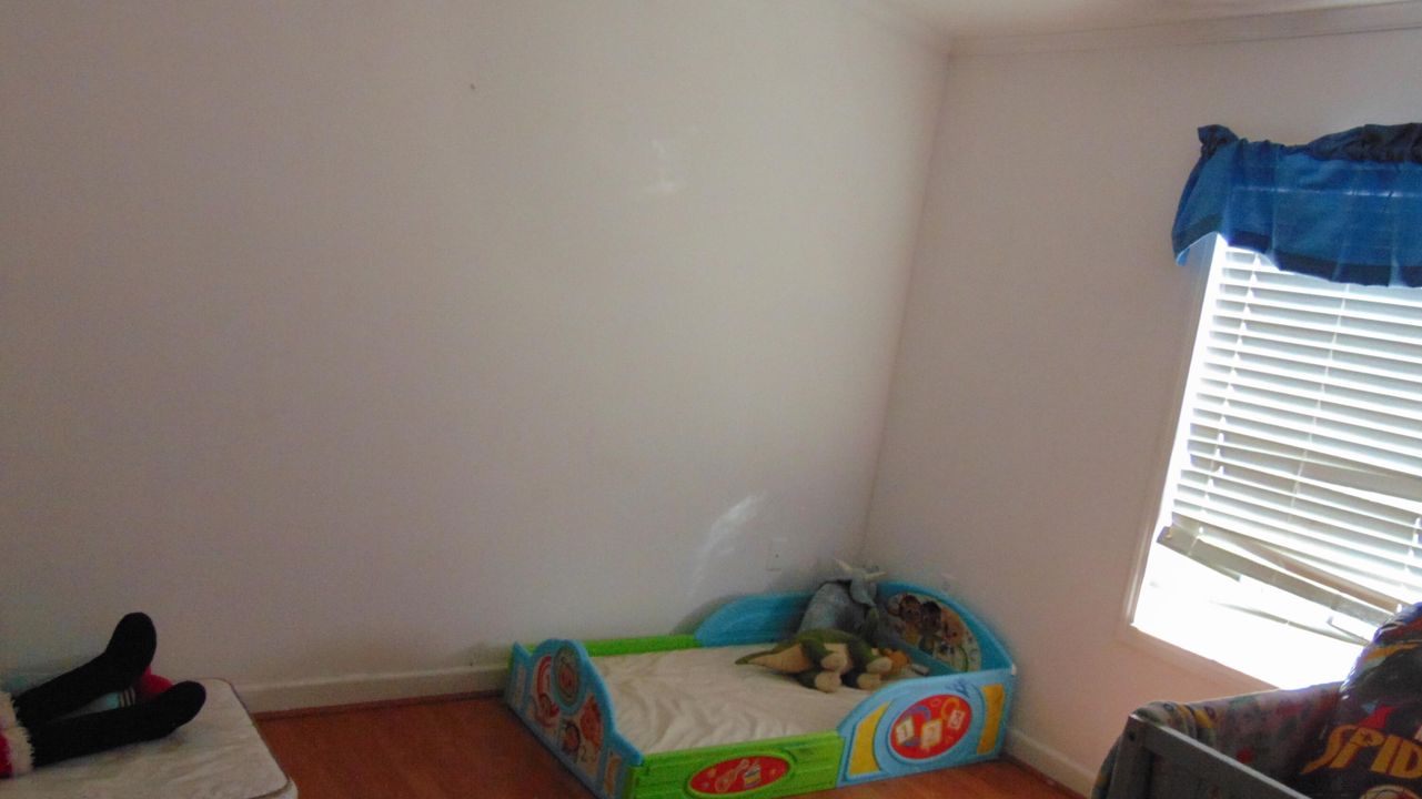 На продажу: $137,799 (3 спален, 2 ванн, 1100 Квадратных фут)