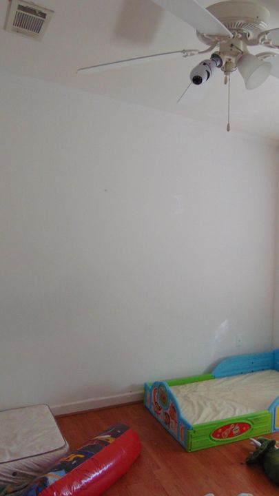 На продажу: $137,799 (3 спален, 2 ванн, 1100 Квадратных фут)