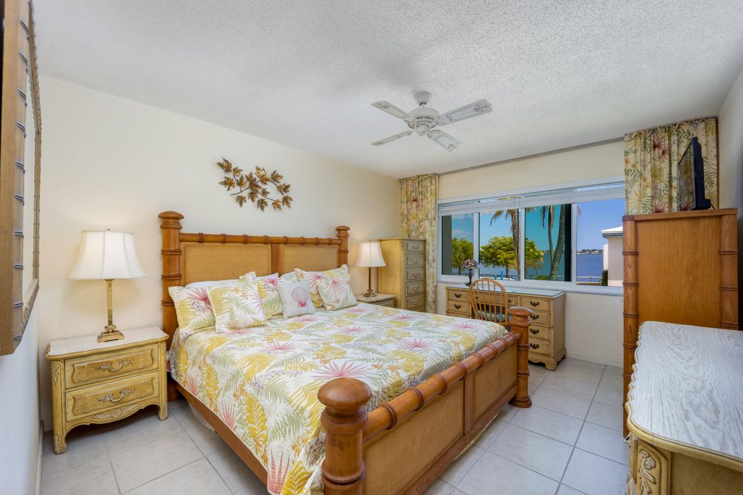 Active With Contract: $3,500 (2 beds, 2 baths, 1300 Square Feet)