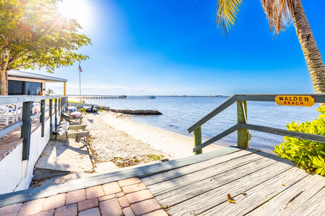 Active With Contract: $3,500 (2 beds, 2 baths, 1300 Square Feet)