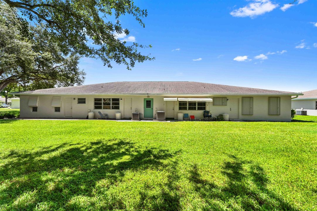 Active With Contract: $132,500 (1 beds, 1 baths, 1068 Square Feet)