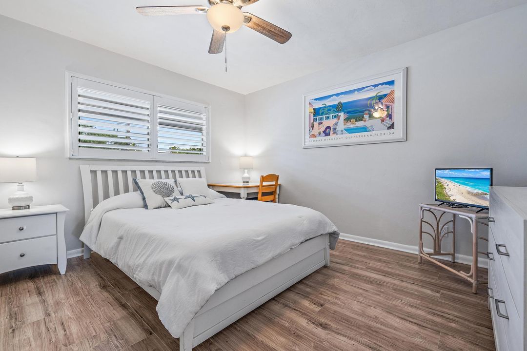 For Rent: $3,100 (2 beds, 2 baths, 910 Square Feet)