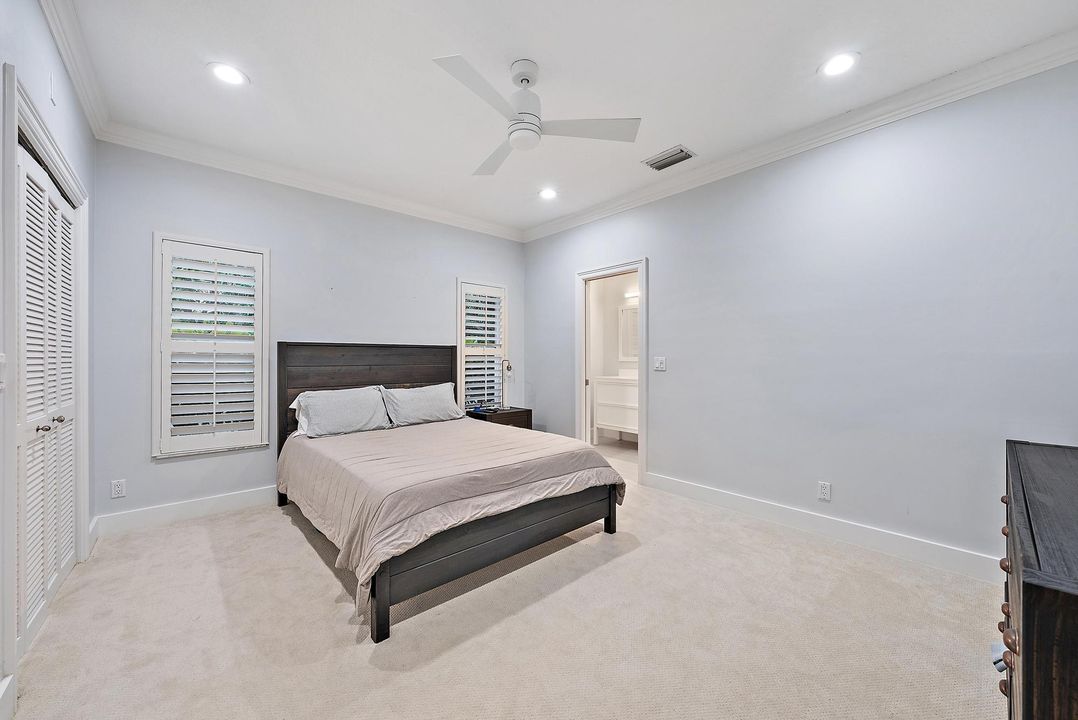 待售: $1,189,000 (5 贝兹, 4 浴室, 3821 平方英尺)