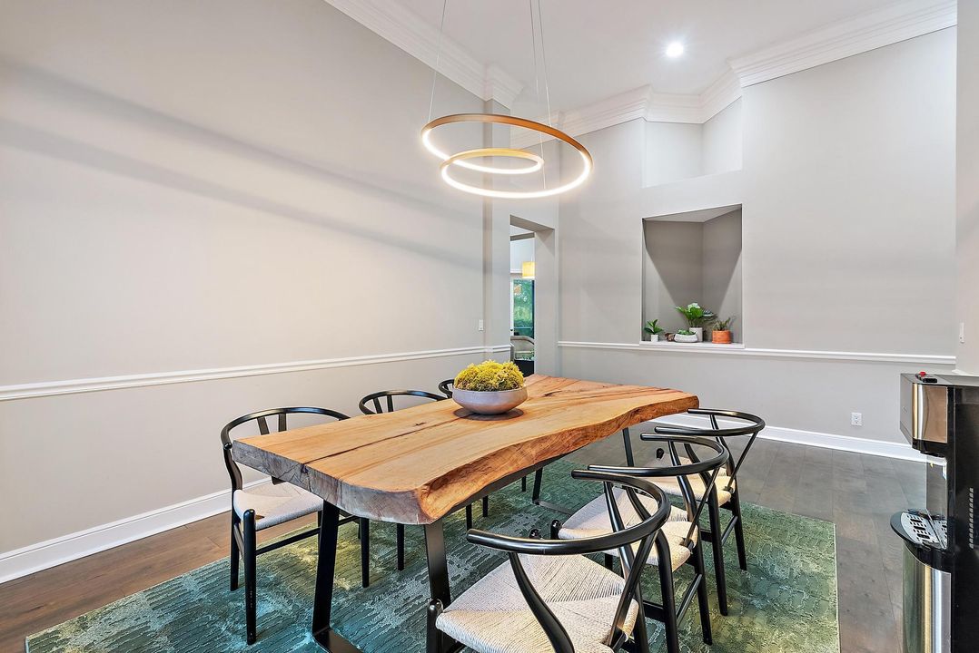 待售: $1,189,000 (5 贝兹, 4 浴室, 3821 平方英尺)