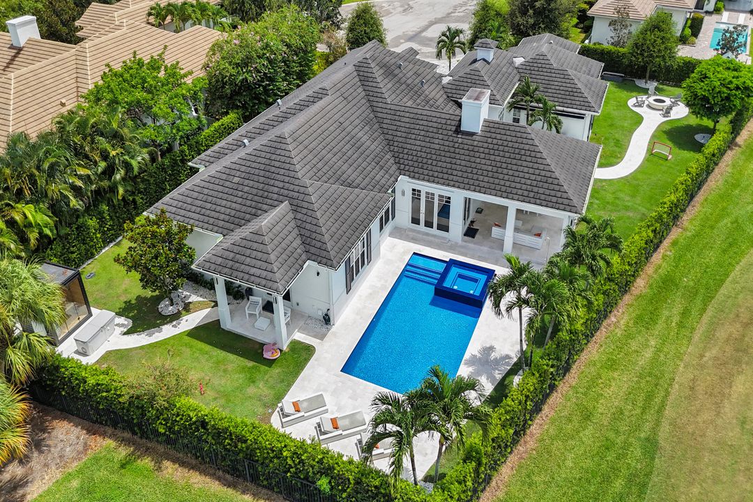 Active With Contract: $3,900,000 (4 beds, 4 baths, 3703 Square Feet)