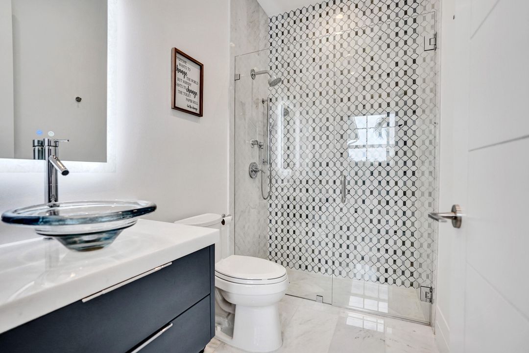 Active With Contract: $3,900,000 (4 beds, 4 baths, 3703 Square Feet)