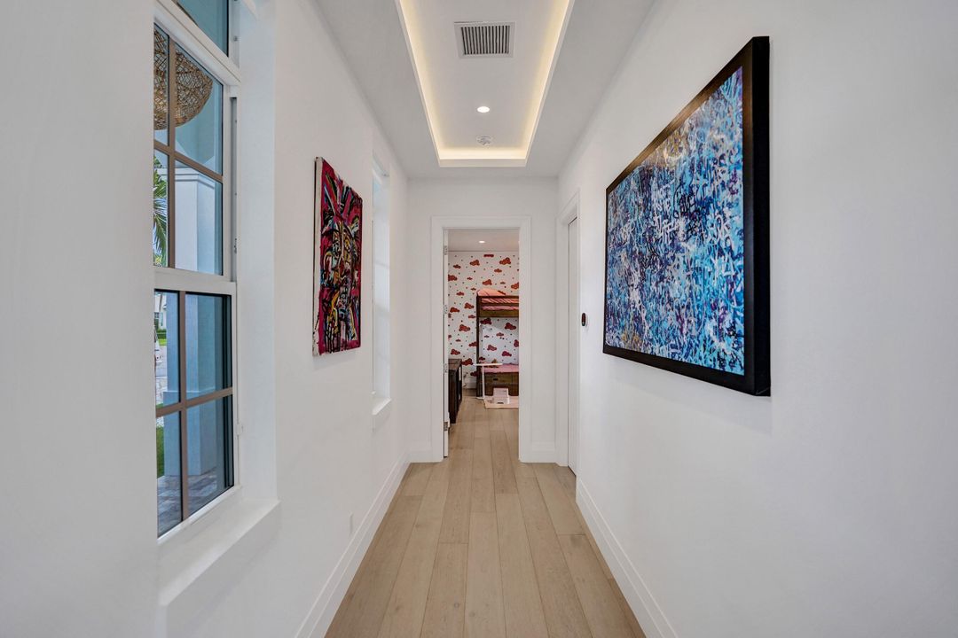 Active With Contract: $3,900,000 (4 beds, 4 baths, 3703 Square Feet)