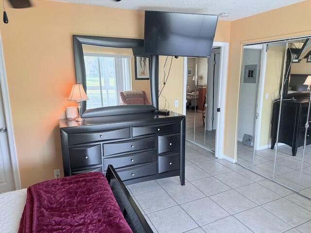 待售: $75,000 (1 贝兹, 1 浴室, 703 平方英尺)