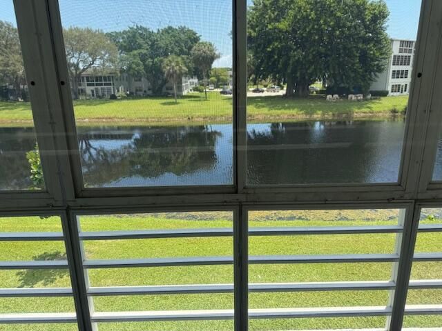 待售: $75,000 (1 贝兹, 1 浴室, 703 平方英尺)