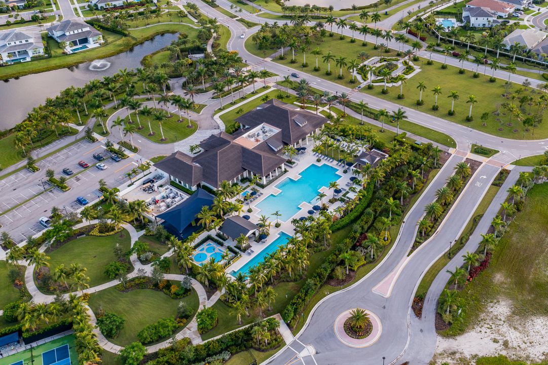 На продажу: $2,895,000 (5 спален, 5 ванн, 5815 Квадратных фут)