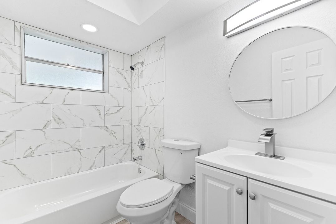 На продажу: $389,900 (2 спален, 1 ванн, 1013 Квадратных фут)