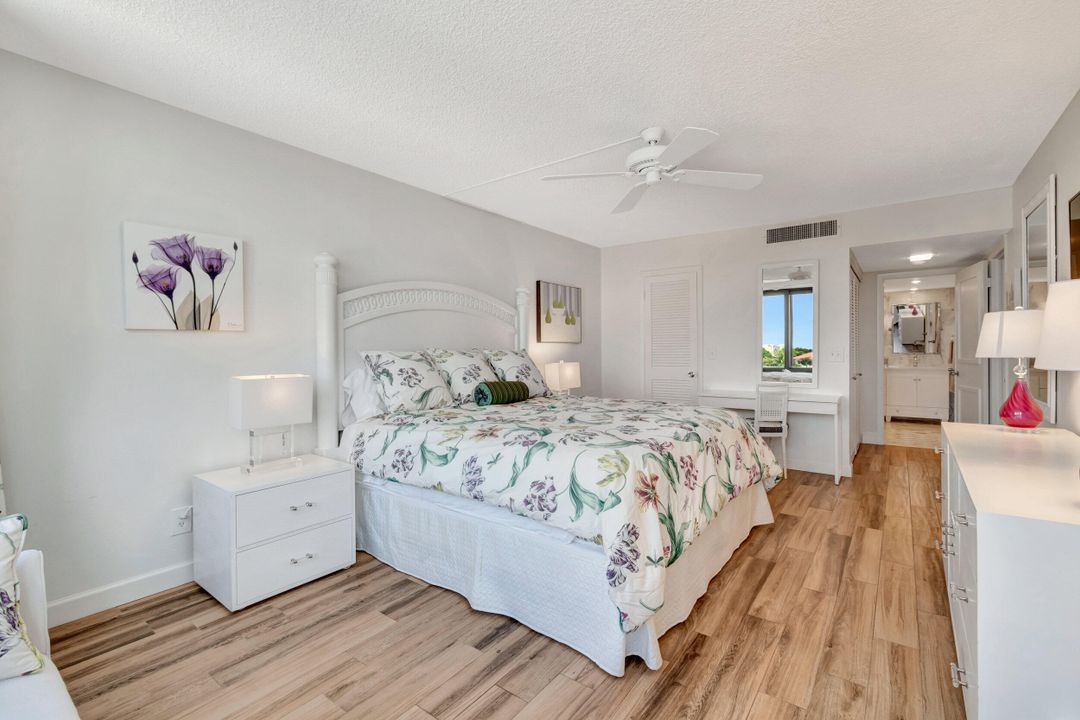 Active With Contract: $4,000 (2 beds, 2 baths, 1498 Square Feet)