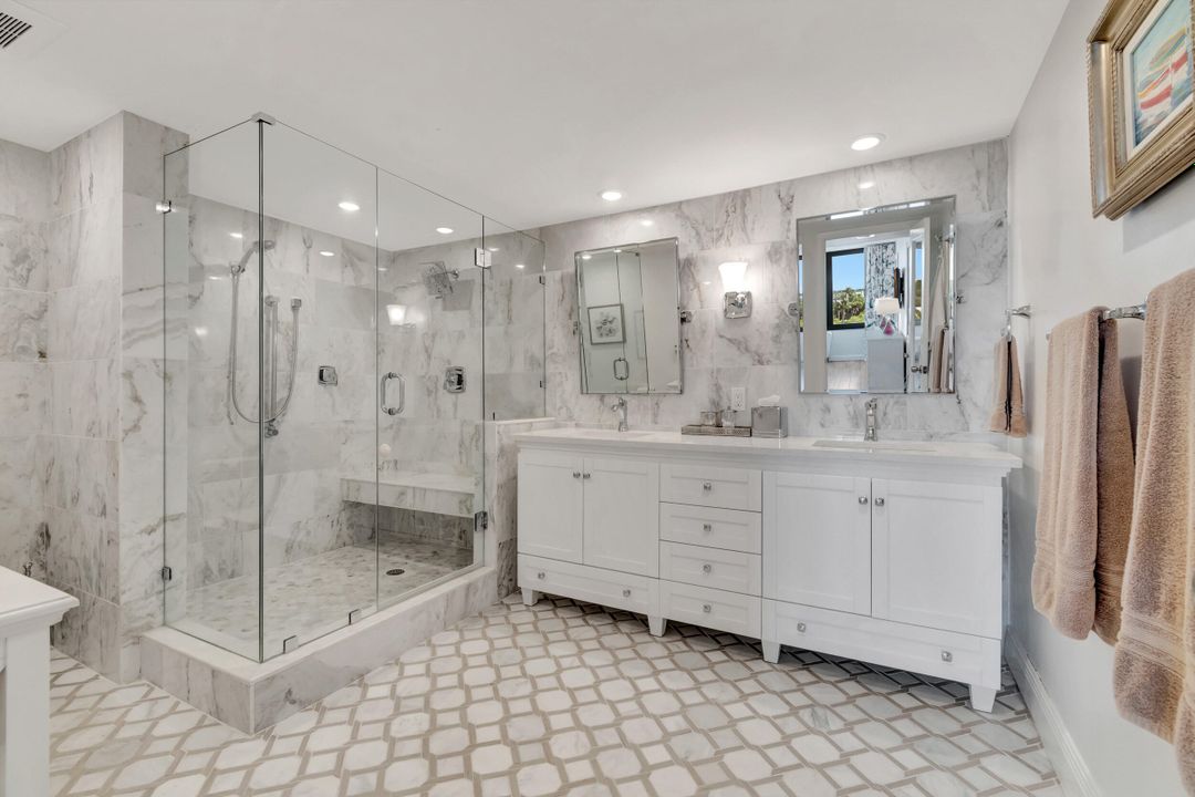 Active With Contract: $4,000 (2 beds, 2 baths, 1498 Square Feet)