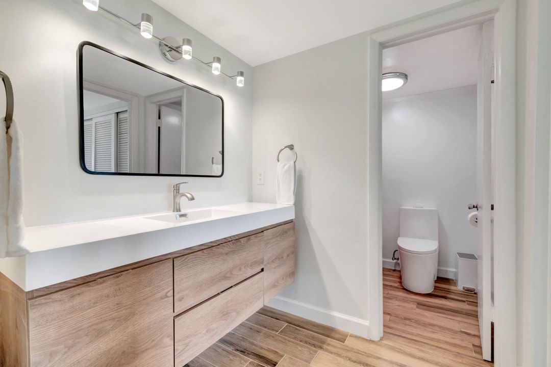 Active With Contract: $4,000 (2 beds, 2 baths, 1498 Square Feet)