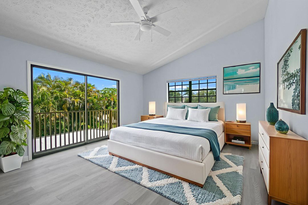 待售: $284,900 (2 贝兹, 2 浴室, 1384 平方英尺)