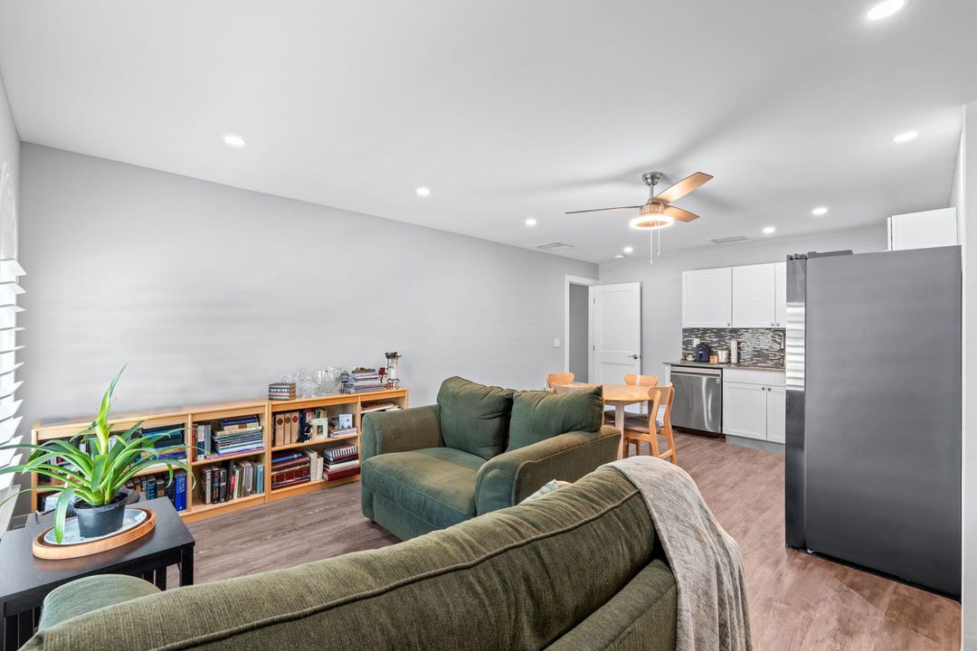 En Venta: $2,150,000 (5 camas, 5 baños, 4584 Pies cuadrados)