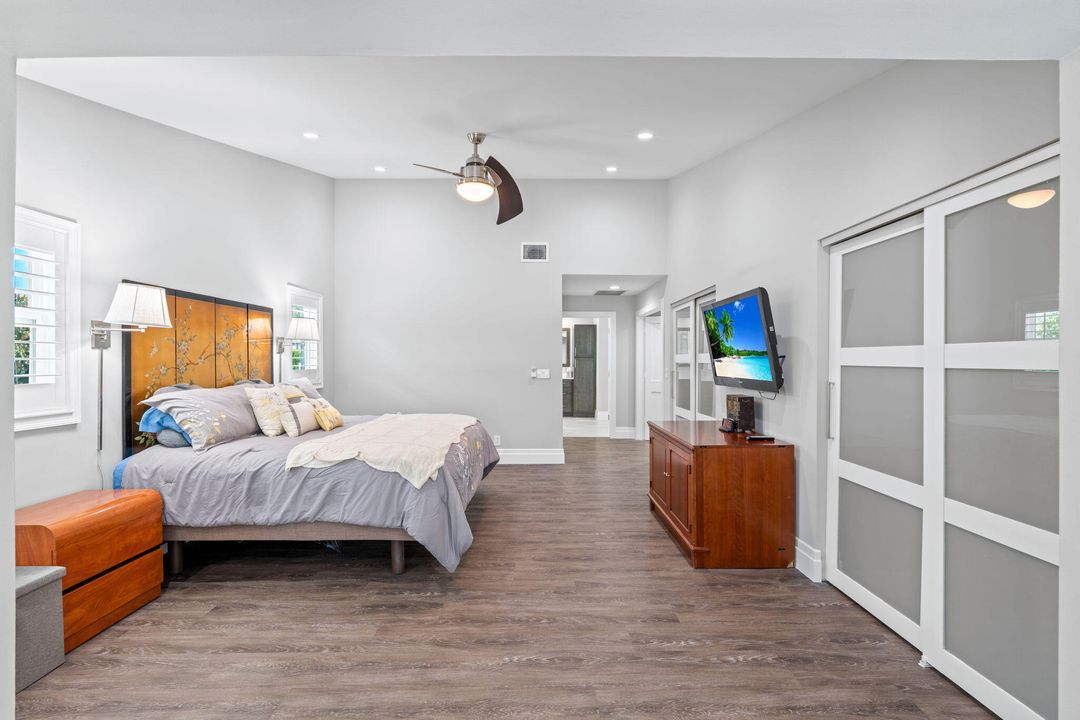 En Venta: $2,150,000 (5 camas, 5 baños, 4584 Pies cuadrados)