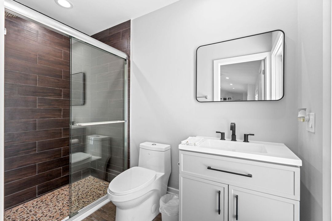 En Venta: $2,150,000 (5 camas, 5 baños, 4584 Pies cuadrados)