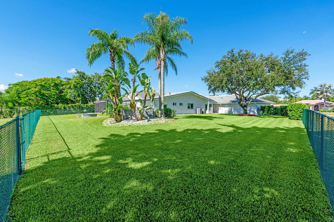 En Venta: $2,150,000 (5 camas, 5 baños, 4584 Pies cuadrados)