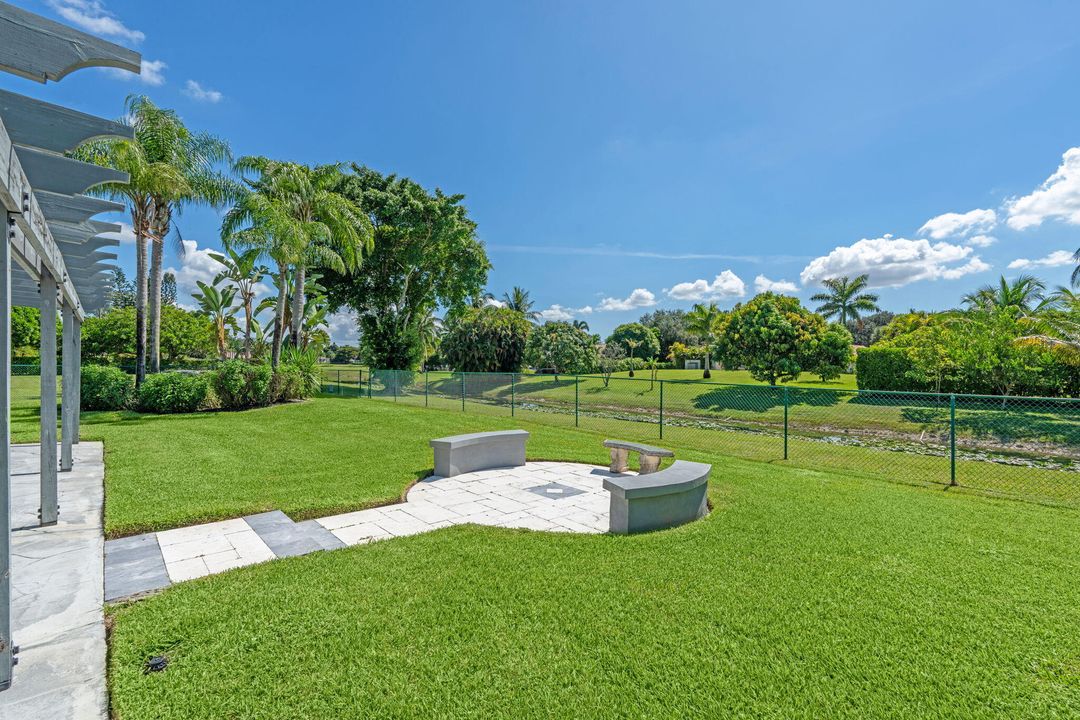 En Venta: $2,150,000 (5 camas, 5 baños, 4584 Pies cuadrados)