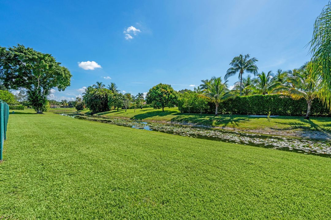 En Venta: $2,150,000 (5 camas, 5 baños, 4584 Pies cuadrados)