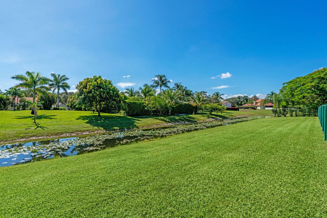 En Venta: $2,150,000 (5 camas, 5 baños, 4584 Pies cuadrados)