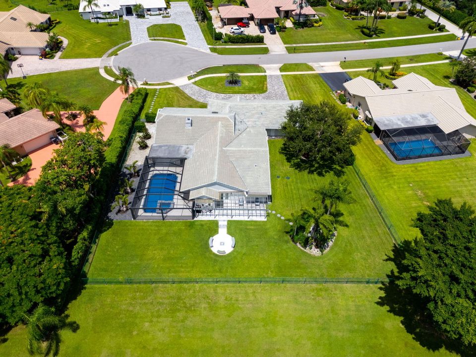 En Venta: $2,150,000 (5 camas, 5 baños, 4584 Pies cuadrados)