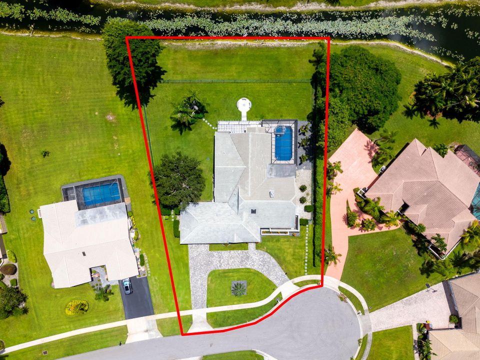 En Venta: $2,150,000 (5 camas, 5 baños, 4584 Pies cuadrados)