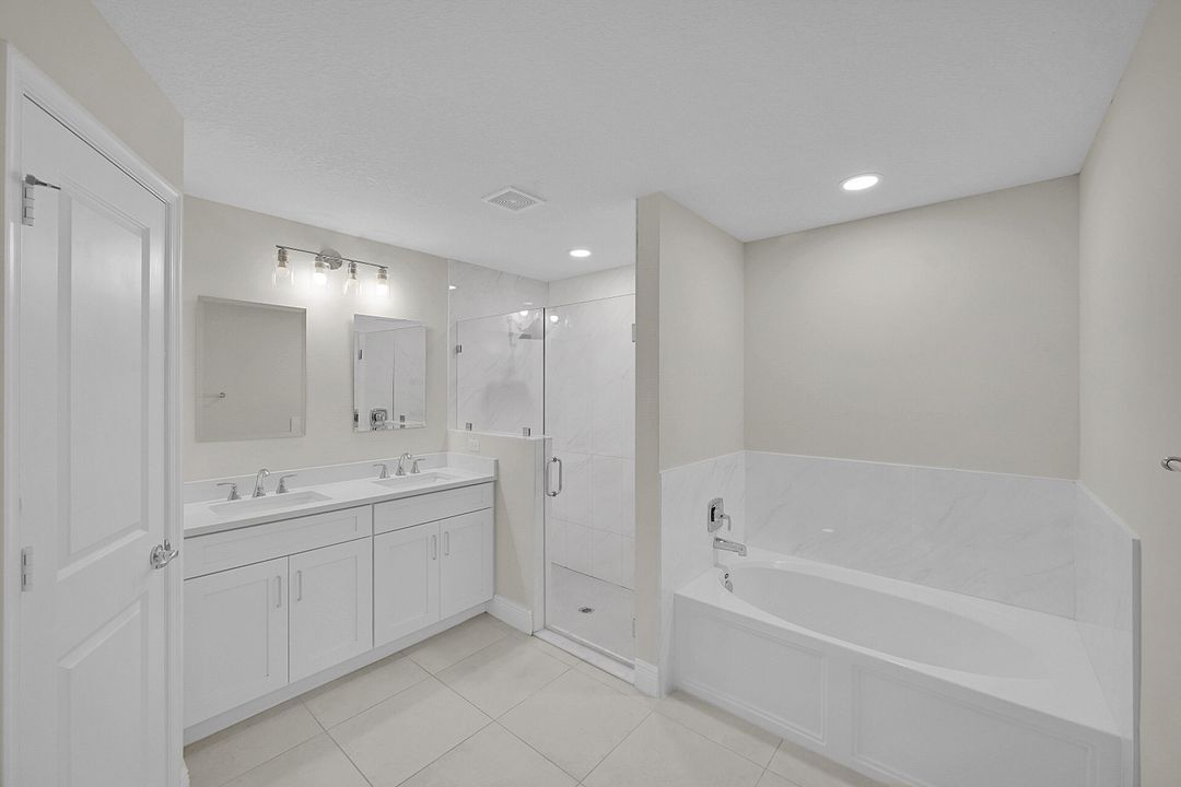 For Sale: $699,990 (4 beds, 2 baths, 2133 Square Feet)