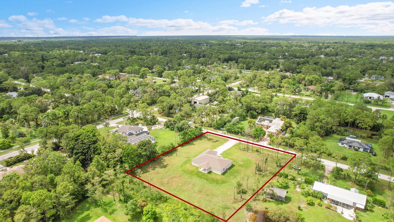 For Sale: $699,990 (4 beds, 2 baths, 2133 Square Feet)