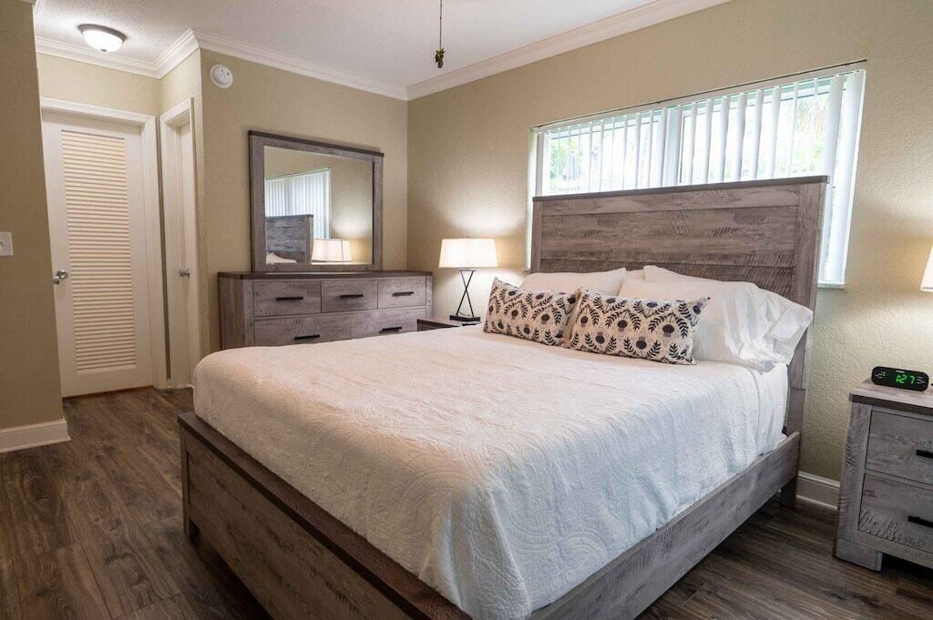 For Sale: $2,499,900 (0 beds, 0 baths, 5872 Square Feet)