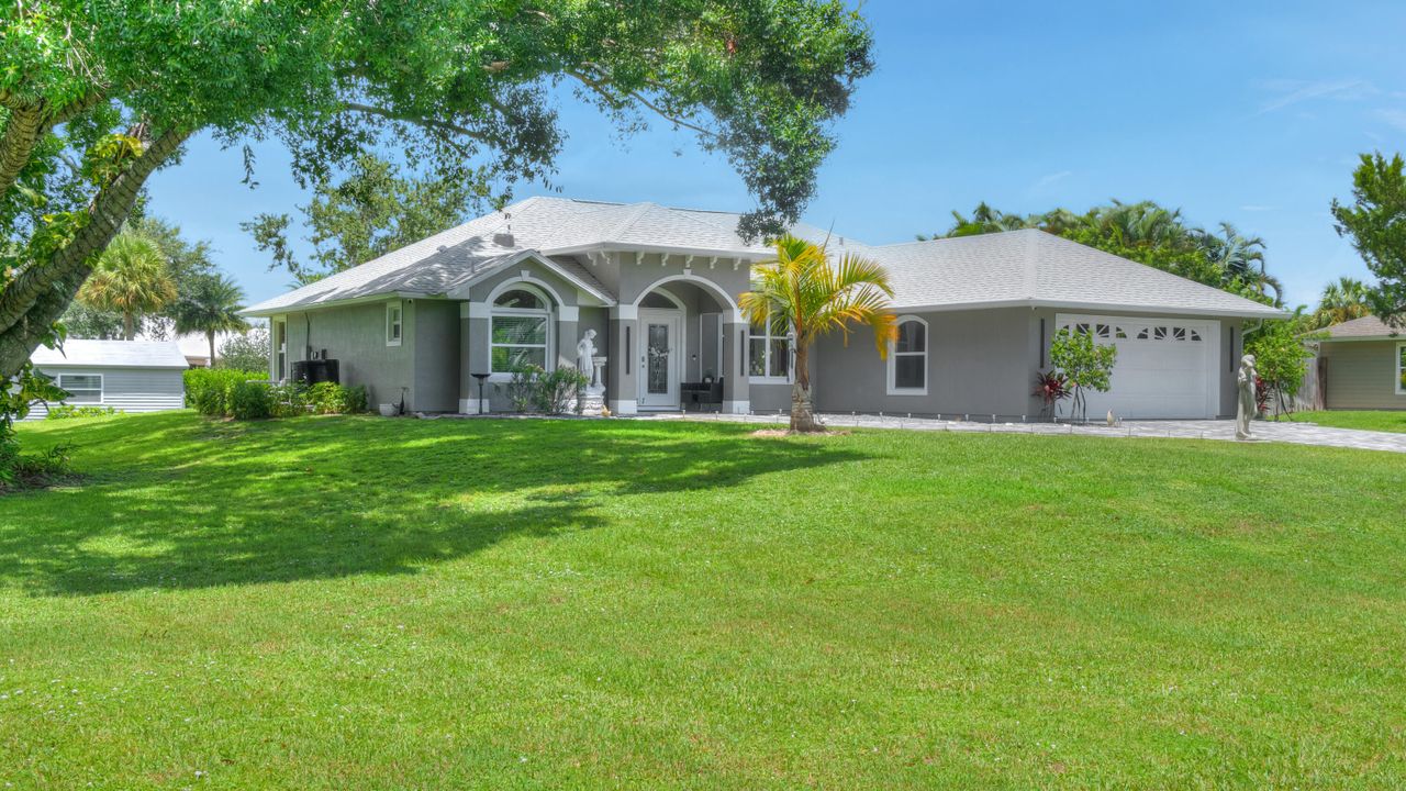 Activo con contrato: $660,000 (3 camas, 3 baños, 1742 Pies cuadrados)