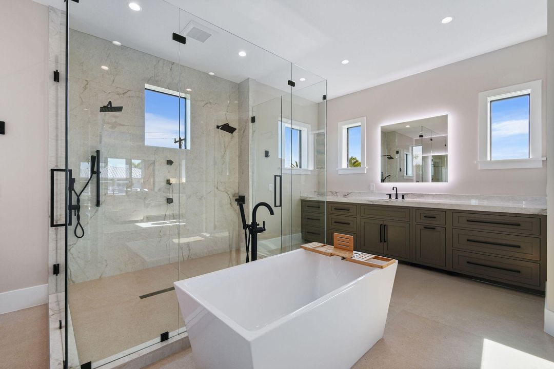 待售: $7,749,500 (5 贝兹, 7 浴室, 6424 平方英尺)