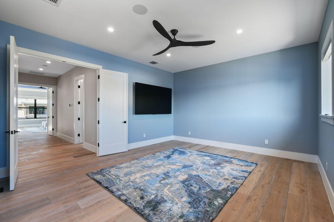 待售: $7,749,500 (5 贝兹, 7 浴室, 6424 平方英尺)