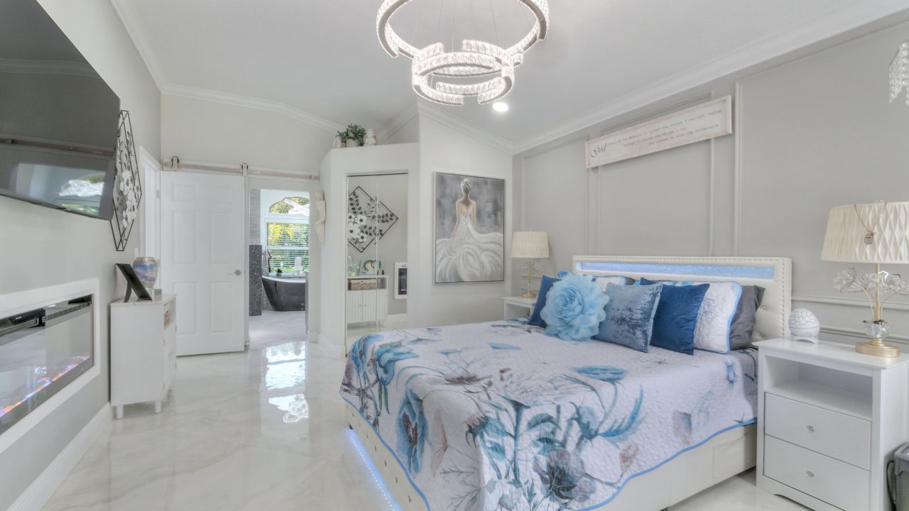 Activo con contrato: $660,000 (3 camas, 3 baños, 1742 Pies cuadrados)