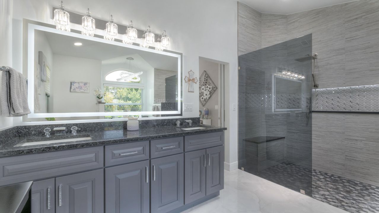 Activo con contrato: $660,000 (3 camas, 3 baños, 1742 Pies cuadrados)