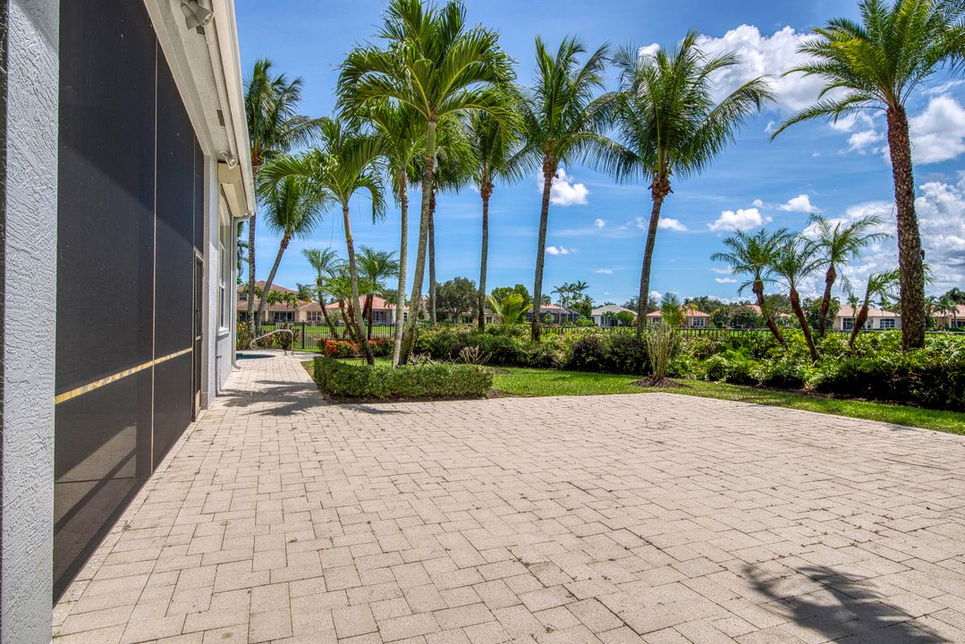 Active With Contract: $1,295,000 (4 beds, 2 baths, 2695 Square Feet)