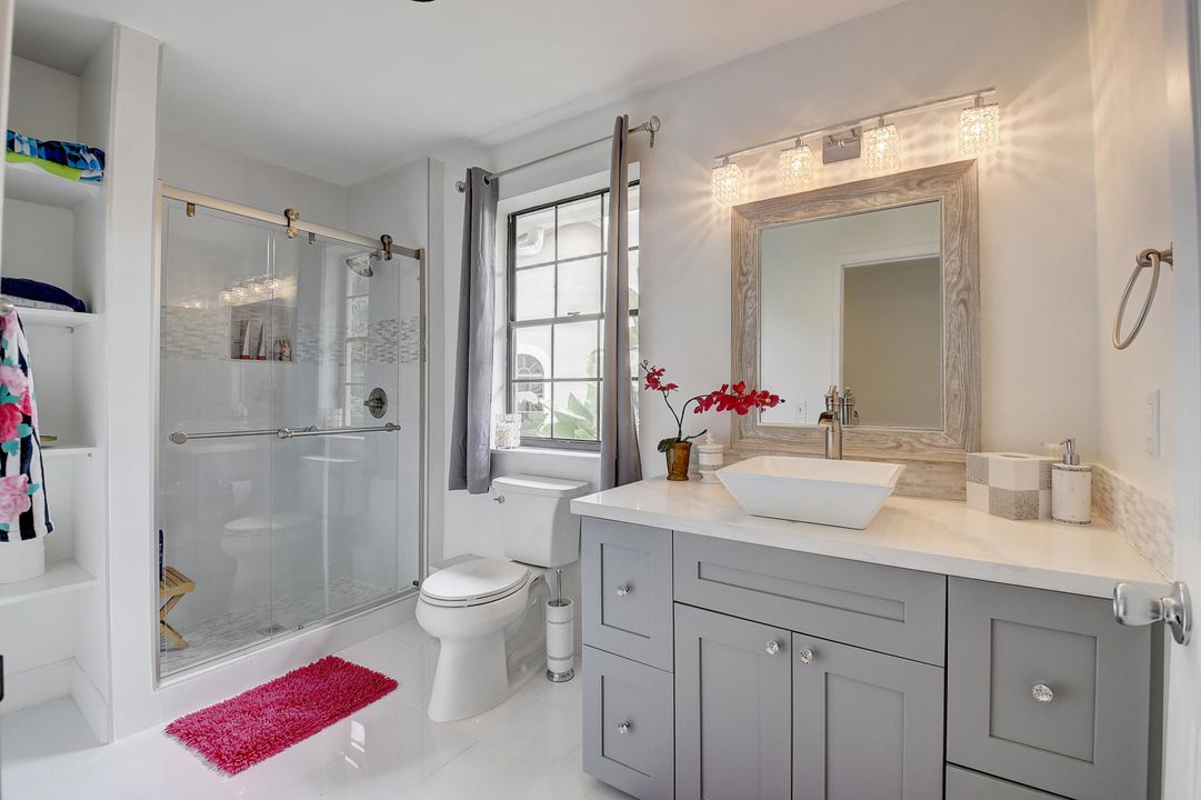 Active With Contract: $7,700 (3 beds, 3 baths, 2770 Square Feet)