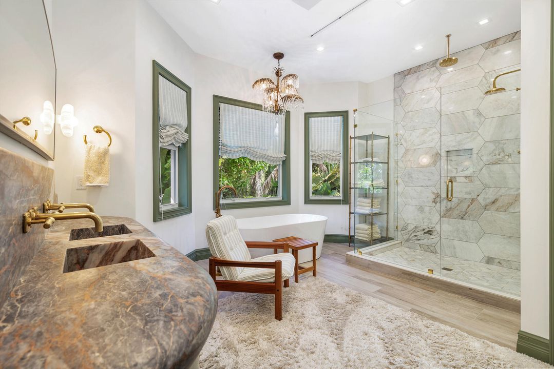 For Sale: $6,695,000 (5 beds, 4 baths, 3990 Square Feet)