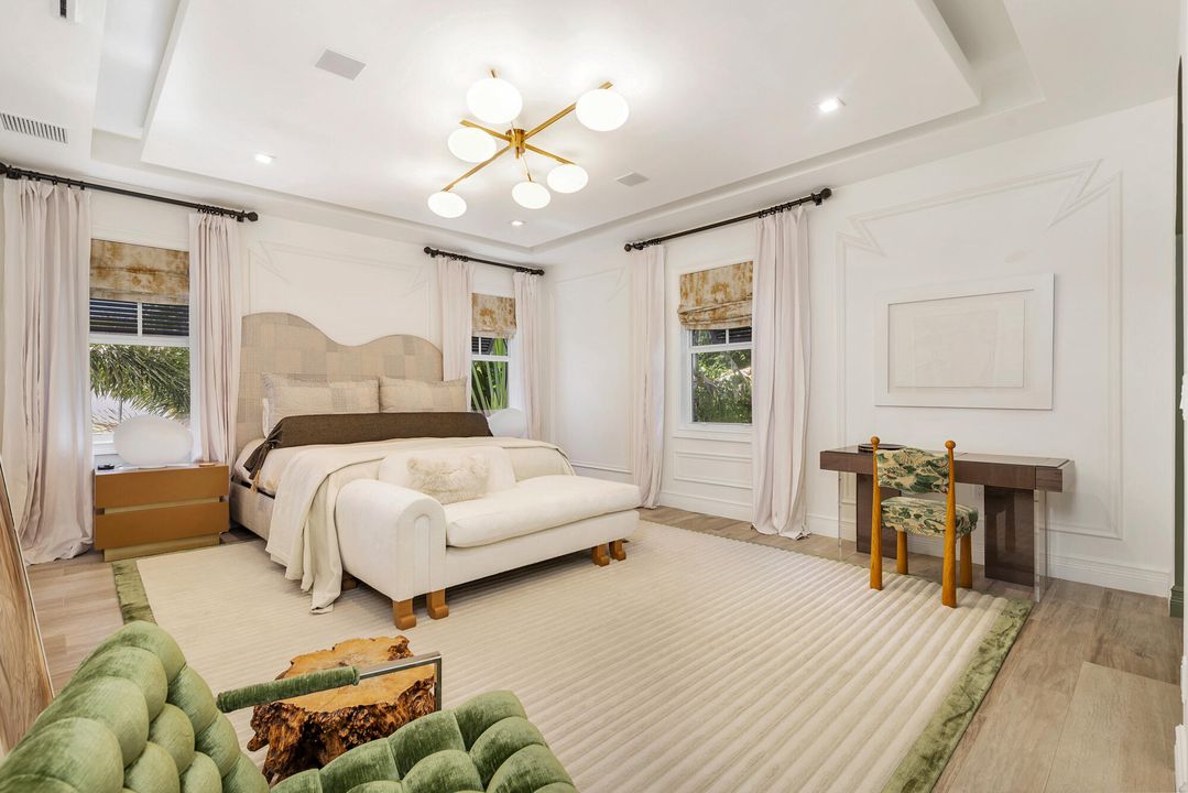 For Sale: $6,695,000 (5 beds, 4 baths, 3990 Square Feet)