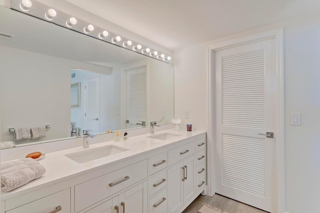 На продажу: $639,000 (2 спален, 2 ванн, 1818 Квадратных фут)