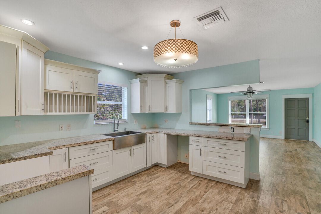 待售: $535,000 (3 贝兹, 2 浴室, 2143 平方英尺)