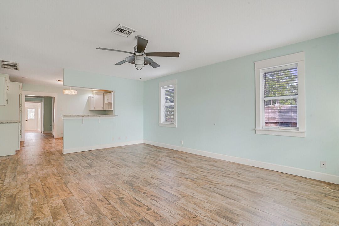 待售: $535,000 (3 贝兹, 2 浴室, 2143 平方英尺)