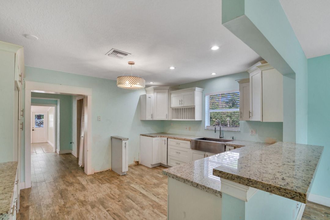 待售: $535,000 (3 贝兹, 2 浴室, 2143 平方英尺)