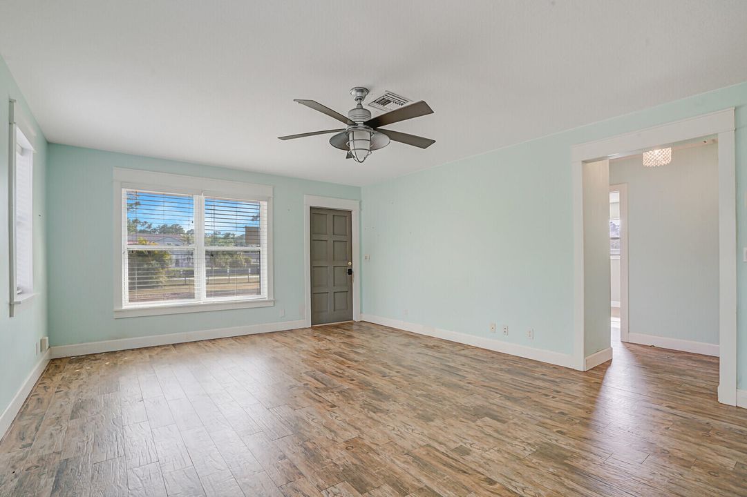 待售: $535,000 (3 贝兹, 2 浴室, 2143 平方英尺)