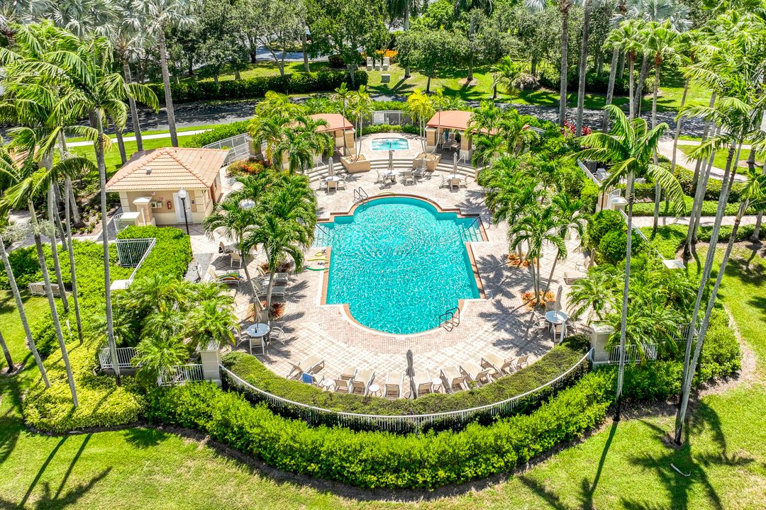 Active With Contract: $3,900 (3 beds, 2 baths, 1500 Square Feet)